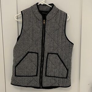 Women's Black and White Herringbone Puffer Vest